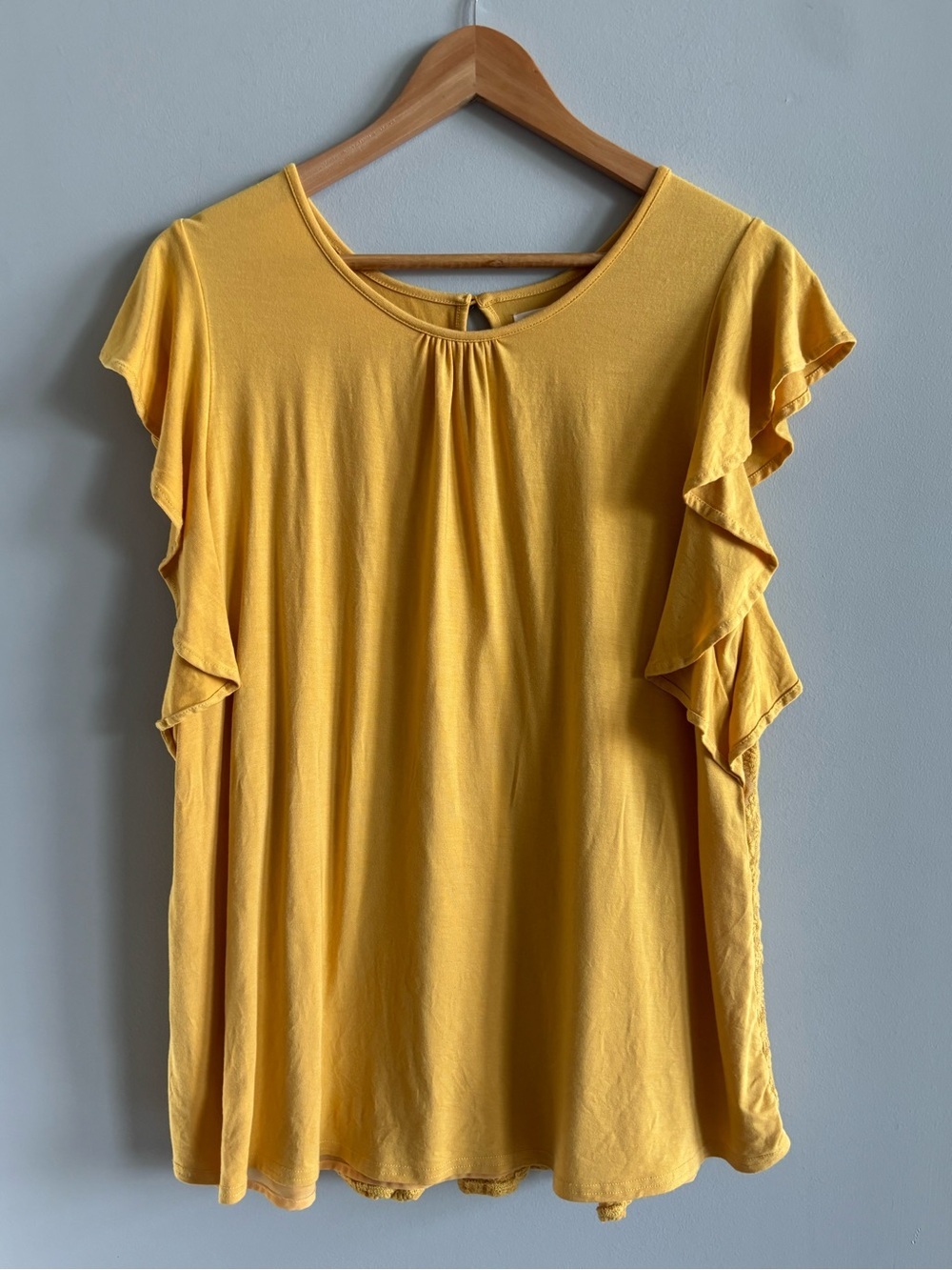 Matilda Jane women’s "Bocce Ball" M Yellow Lace Back Top